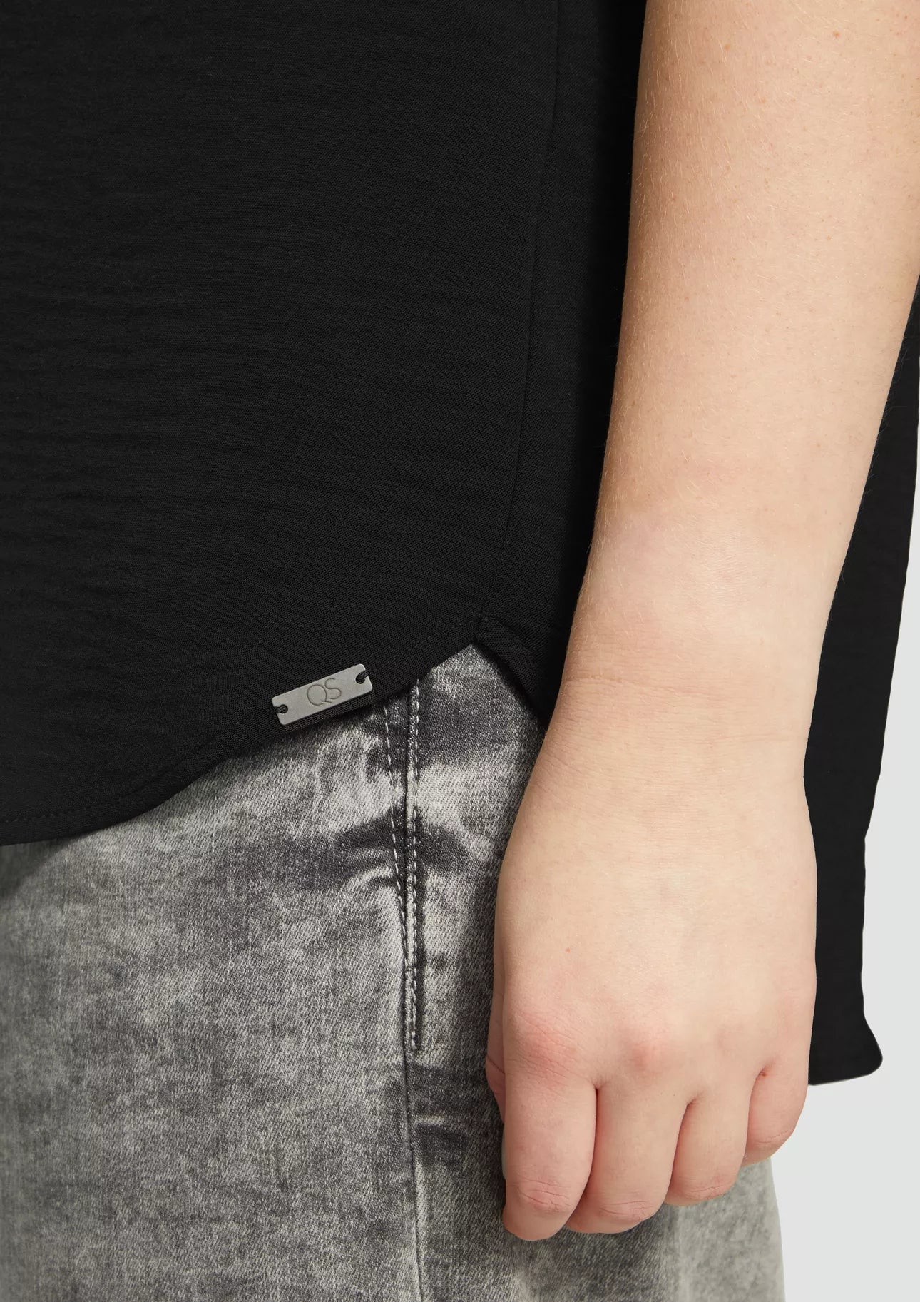 Blusentop mit femininer Silhouette