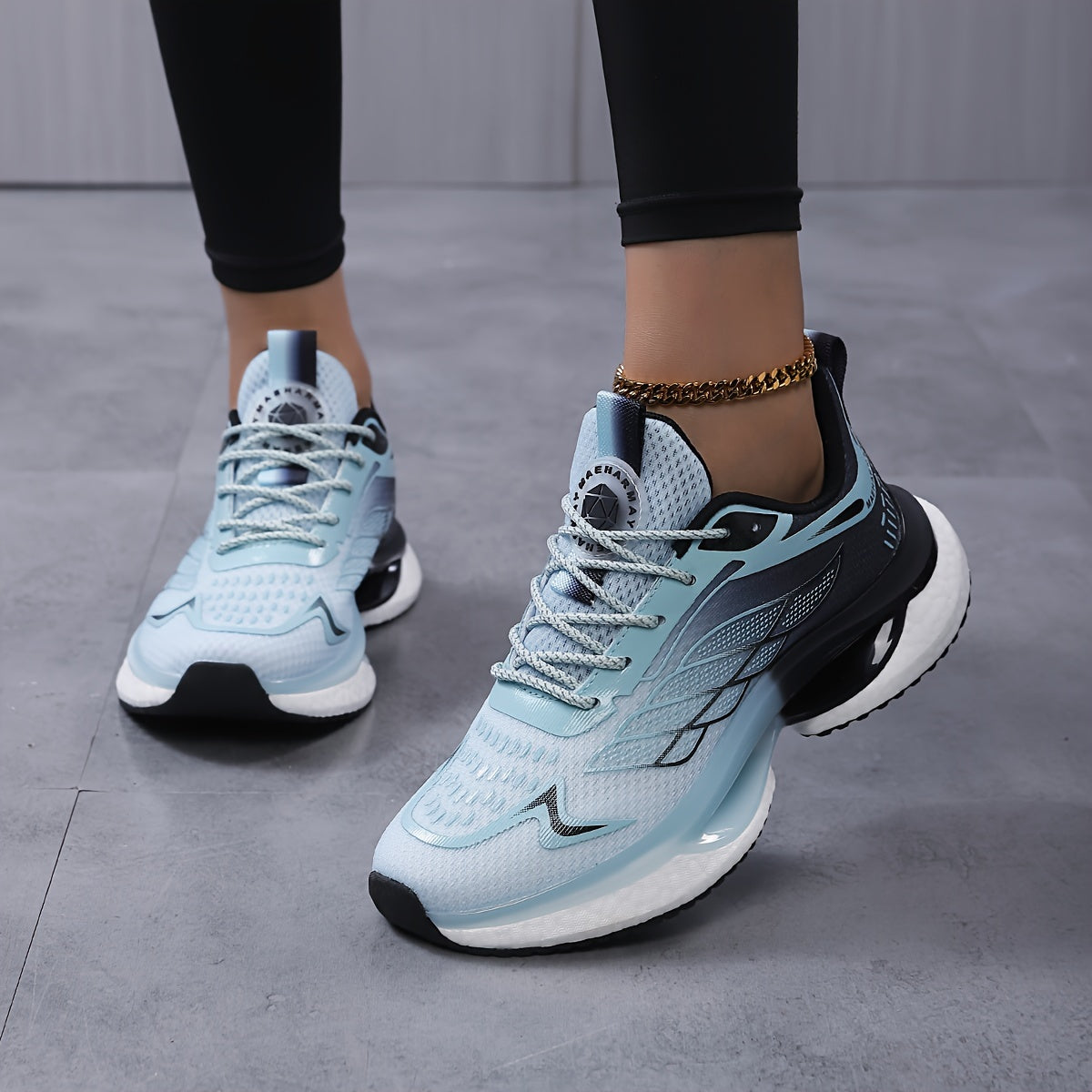 ZOOM ATMUNGSAKTIVE SNEAKER
