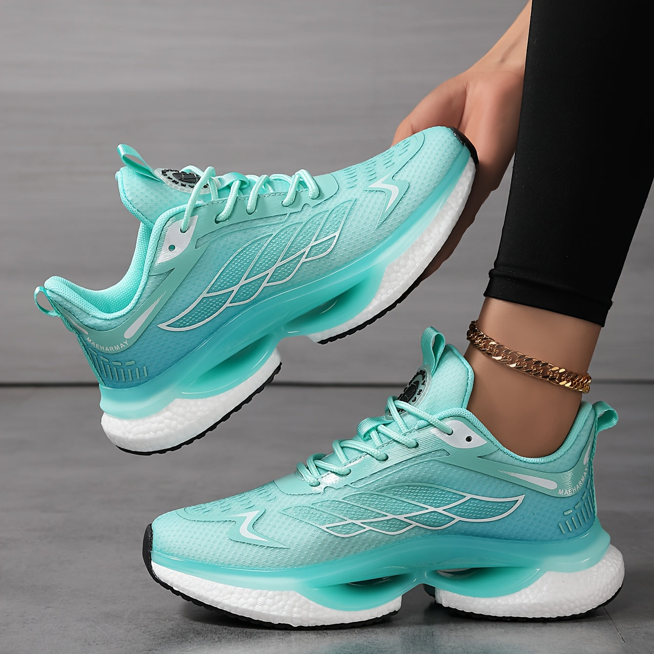 ZOOM ATMUNGSAKTIVE SNEAKER