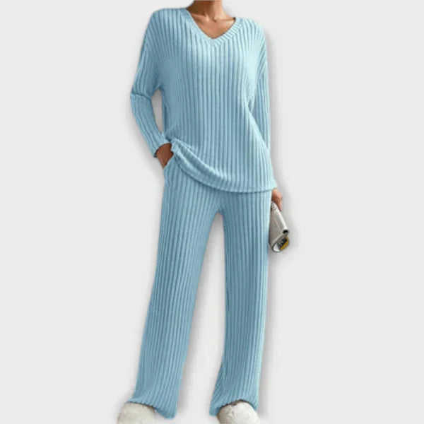 Ava™ - Geripptes Loungset