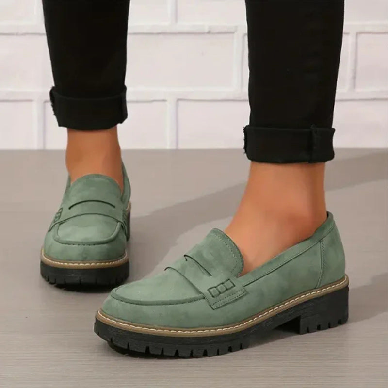 Vivian | Zeitlose Wildleder-Loafer