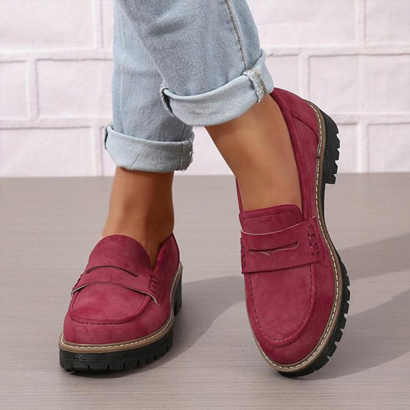 Vivian | Zeitlose Wildleder-Loafer